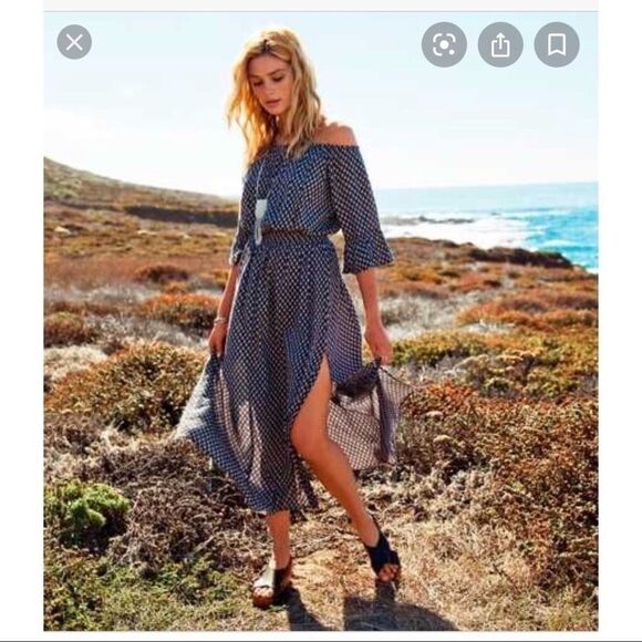 AEO Floral print Off the shoulder Maxi Dress - Picture 1 of 9